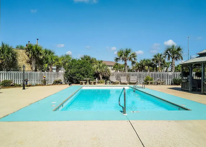 Holiday home Renovated By The With Pool Access & Private Balconies Gulf Shores